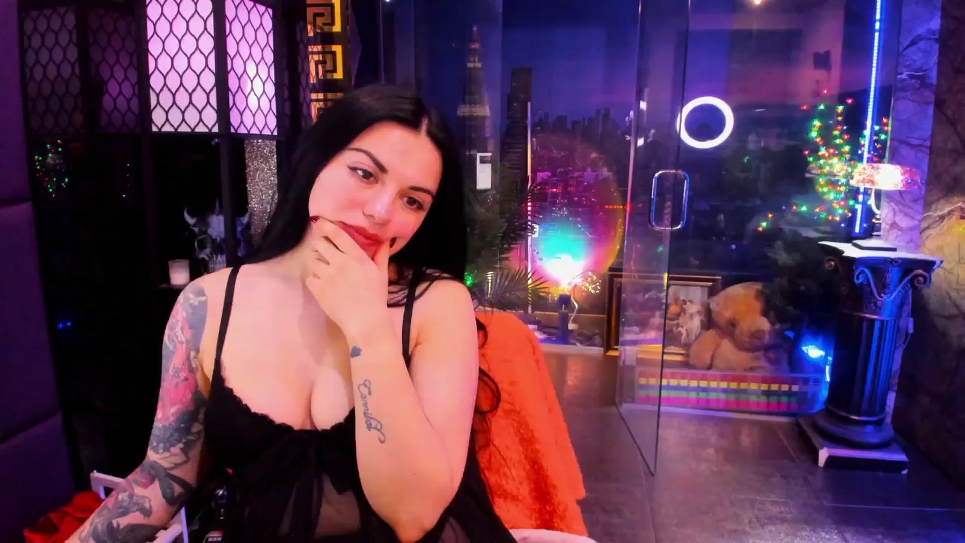 Gallery image thumbnail from sunn_o's myfreecams stream on, 03/11/2026, 12:15 image 8 of 20