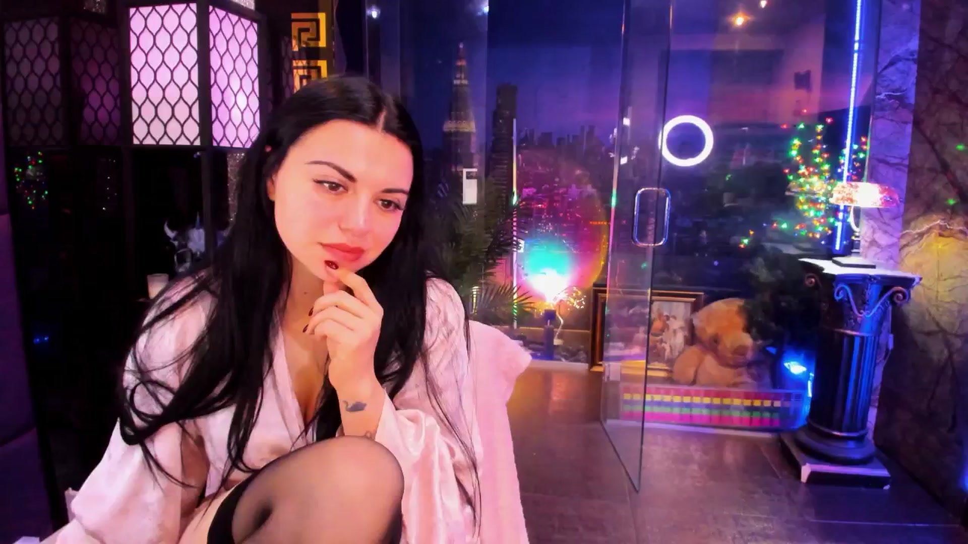 Gallery image thumbnail from sunn_o's myfreecams stream on, 03/18/2026, 08:30 image 16 of 20