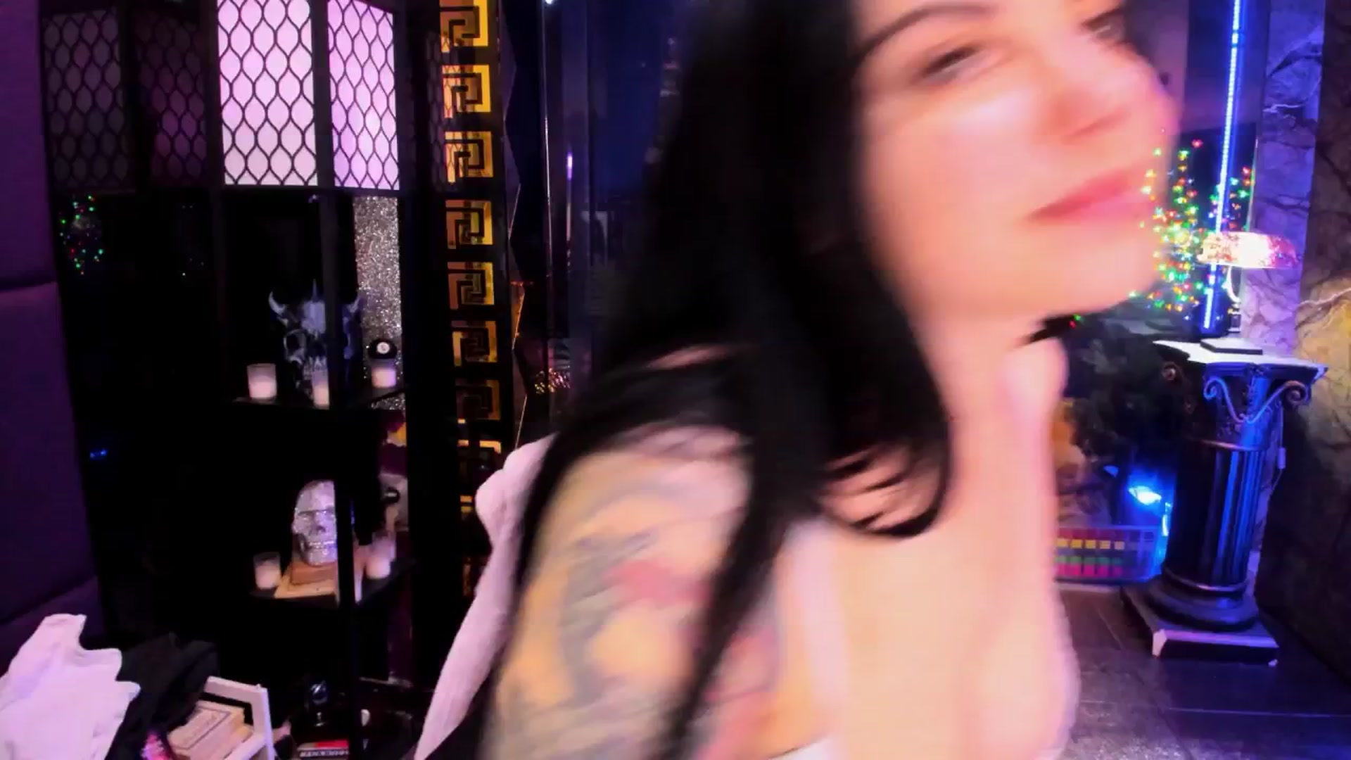 Gallery image thumbnail from sunn_o's myfreecams stream on, 03/29/2026, 13:24 image 18 of 20