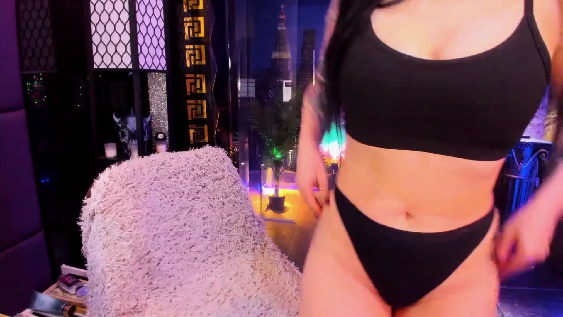 Gallery image thumbnail from sunn_o's myfreecams stream on, 04/04/2026, 12:15 image 19 of 20