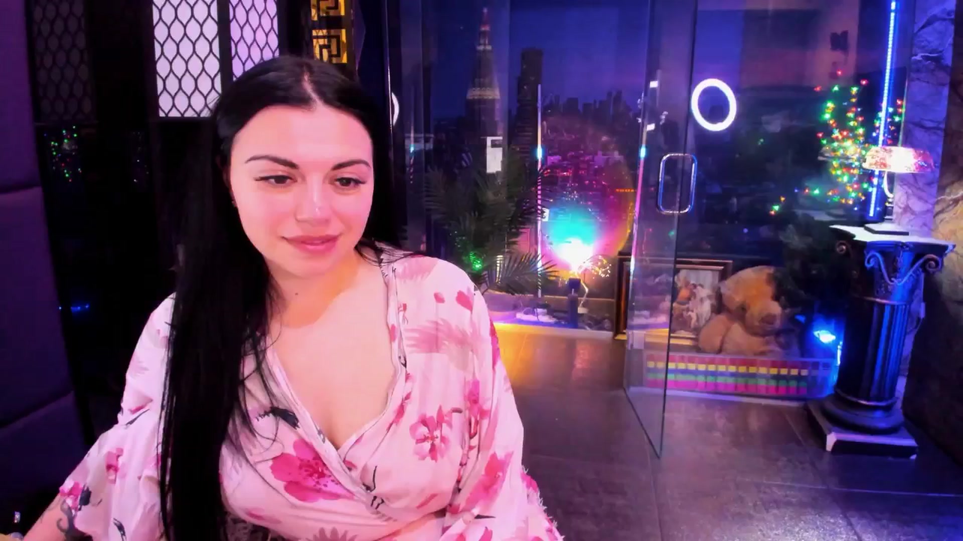 Gallery image thumbnail from sunn_o's myfreecams stream on, 04/15/2026, 12:03 image 17 of 20
