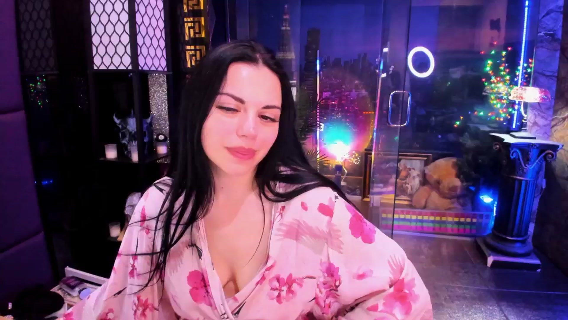 Gallery image thumbnail from sunn_o's myfreecams stream on, 04/15/2026, 12:03 image 20 of 20