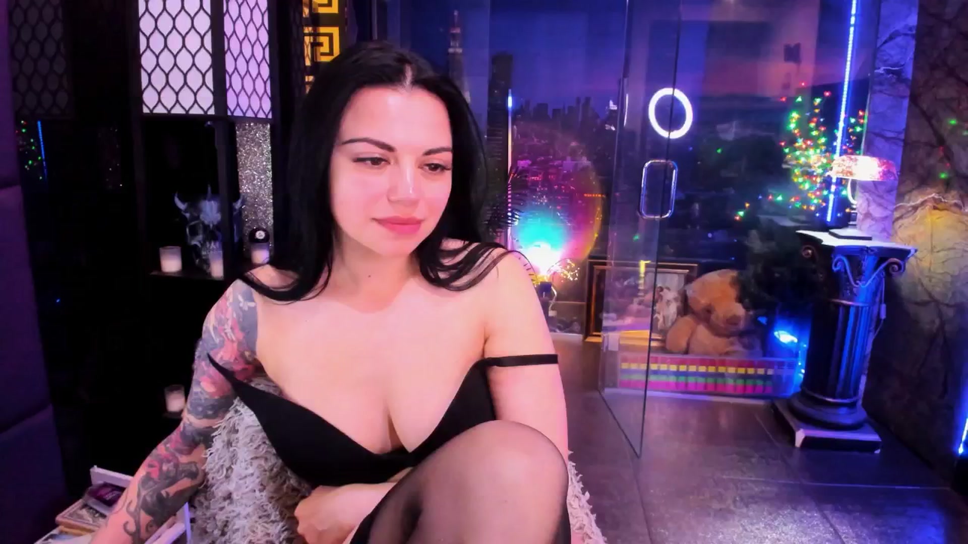 Gallery image thumbnail from sunn_o's myfreecams stream on, 04/17/2026, 10:18 image 8 of 20