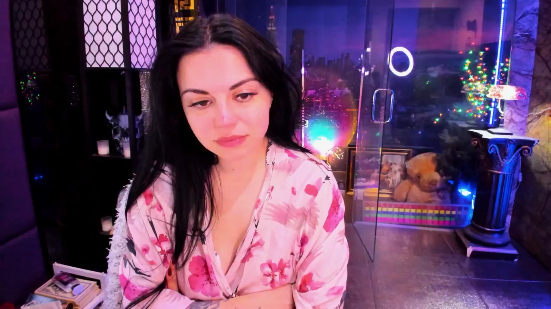 Gallery image thumbnail from sunn_o's myfreecams stream on, 04/18/2026, 14:15 image 6 of 20