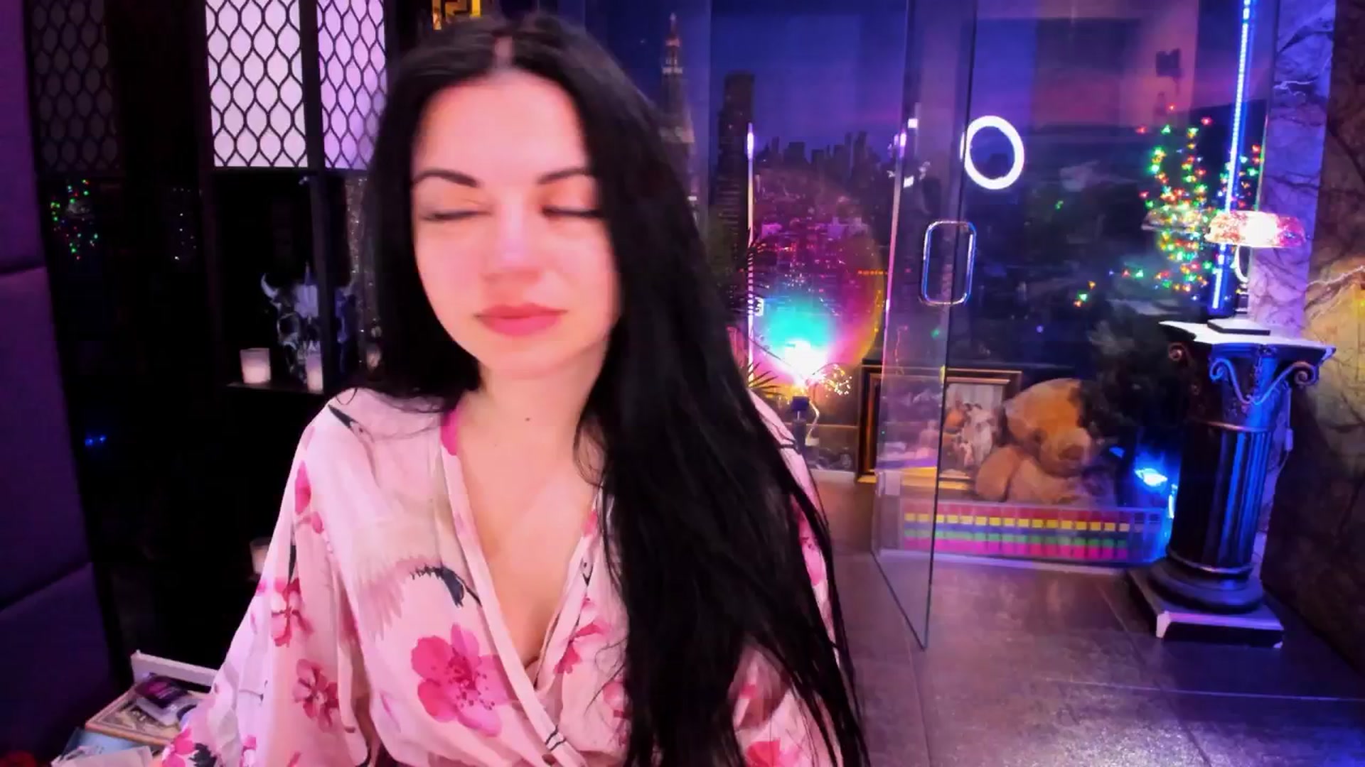 Gallery image thumbnail from sunn_o's myfreecams stream on, 04/18/2026, 14:15 image 1 of 20