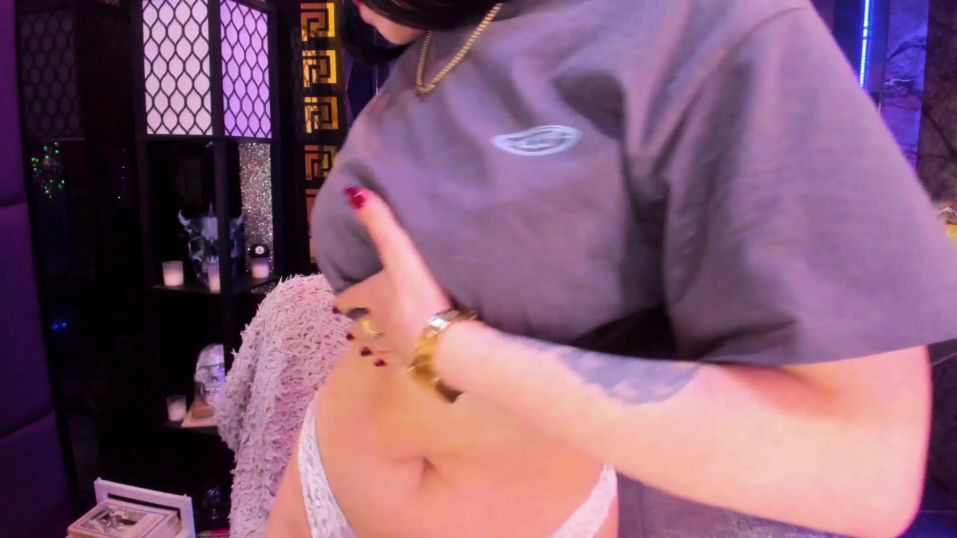 Gallery image thumbnail from sunn_o's myfreecams stream on, 04/29/2026, 11:13 image 17 of 20