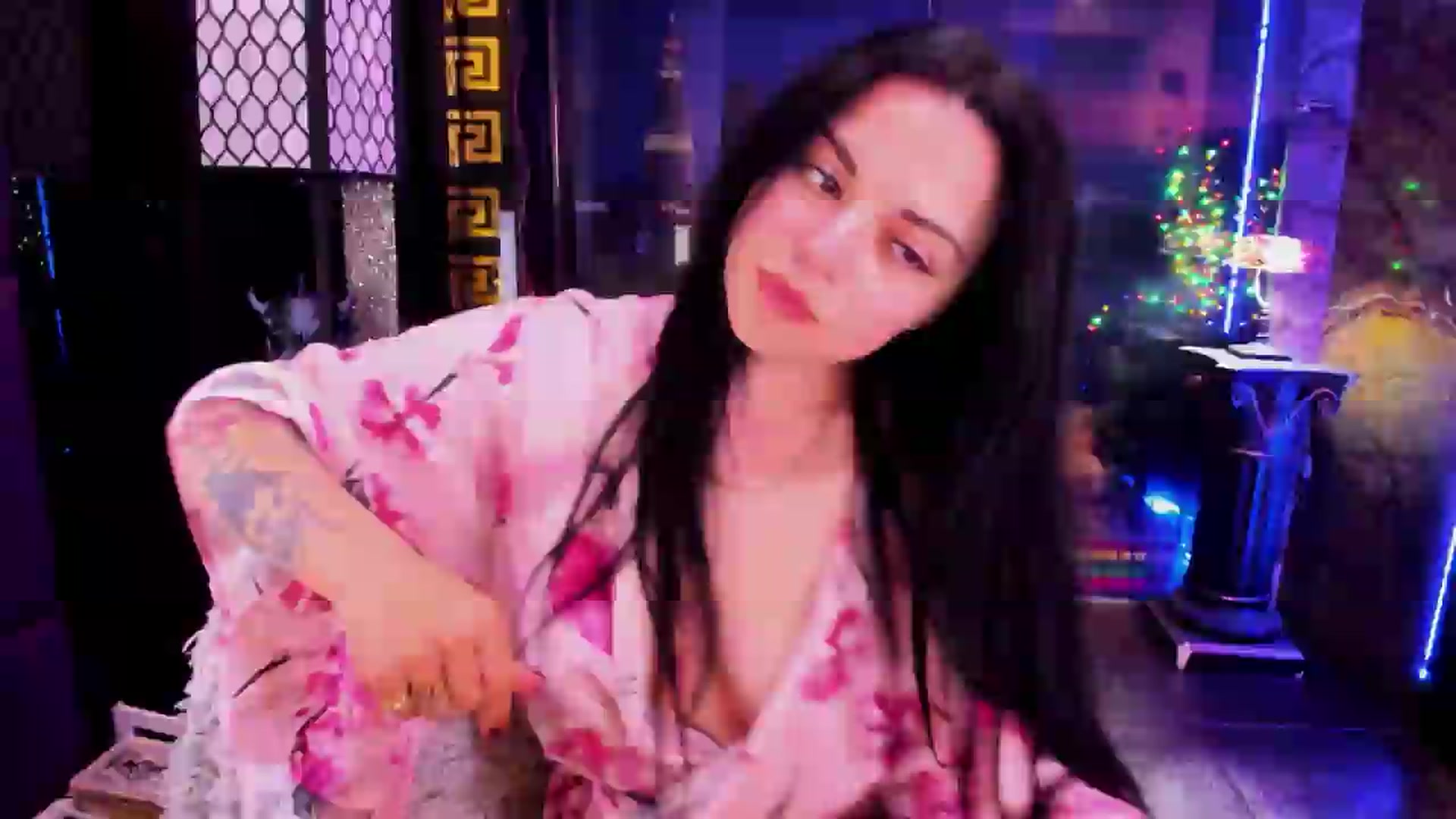 Gallery image thumbnail from sunn_o's myfreecams stream on, 05/05/2026, 10:03 image 8 of 20