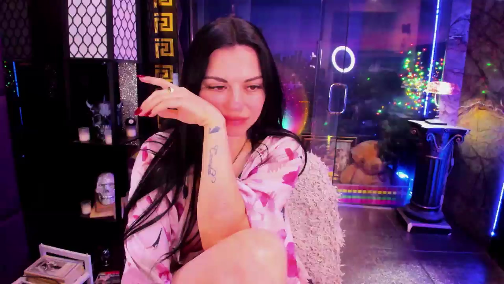 Gallery image thumbnail from sunn_o's myfreecams stream on, 05/05/2026, 10:03 image 16 of 20