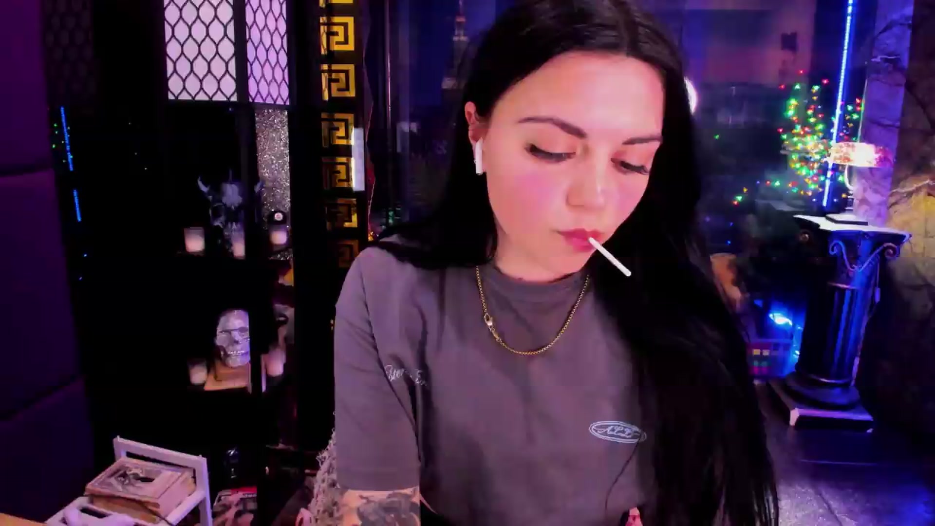 Gallery image thumbnail from sunn_o's myfreecams stream on, 05/09/2026, 14:07 image 7 of 20