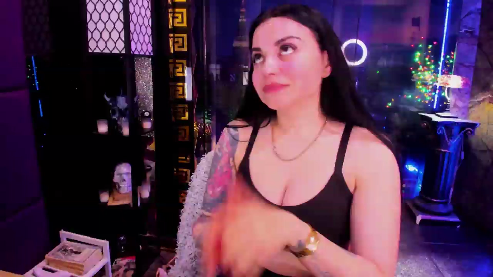 Gallery image thumbnail from sunn_o's myfreecams stream on, 05/09/2026, 14:07 image 13 of 20