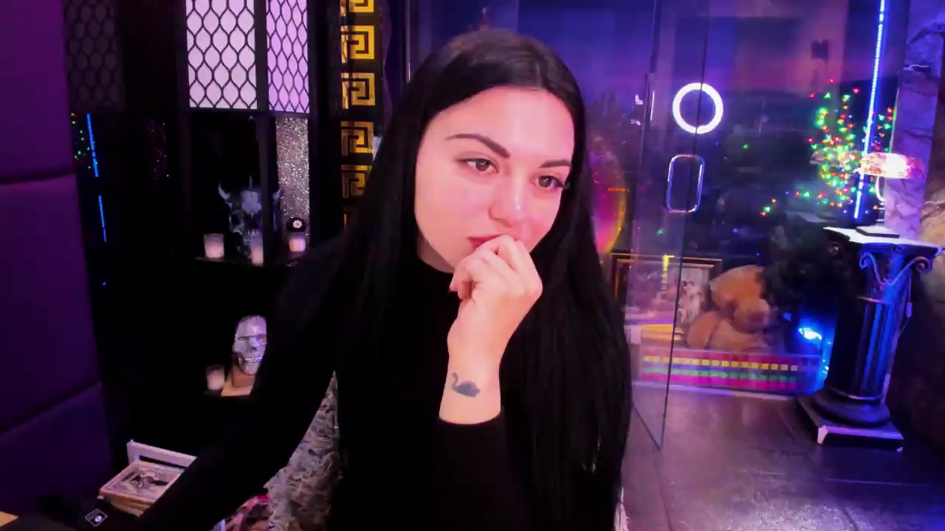 Gallery image thumbnail from sunn_o's myfreecams stream on, 05/14/2026, 10:18 image 3 of 20