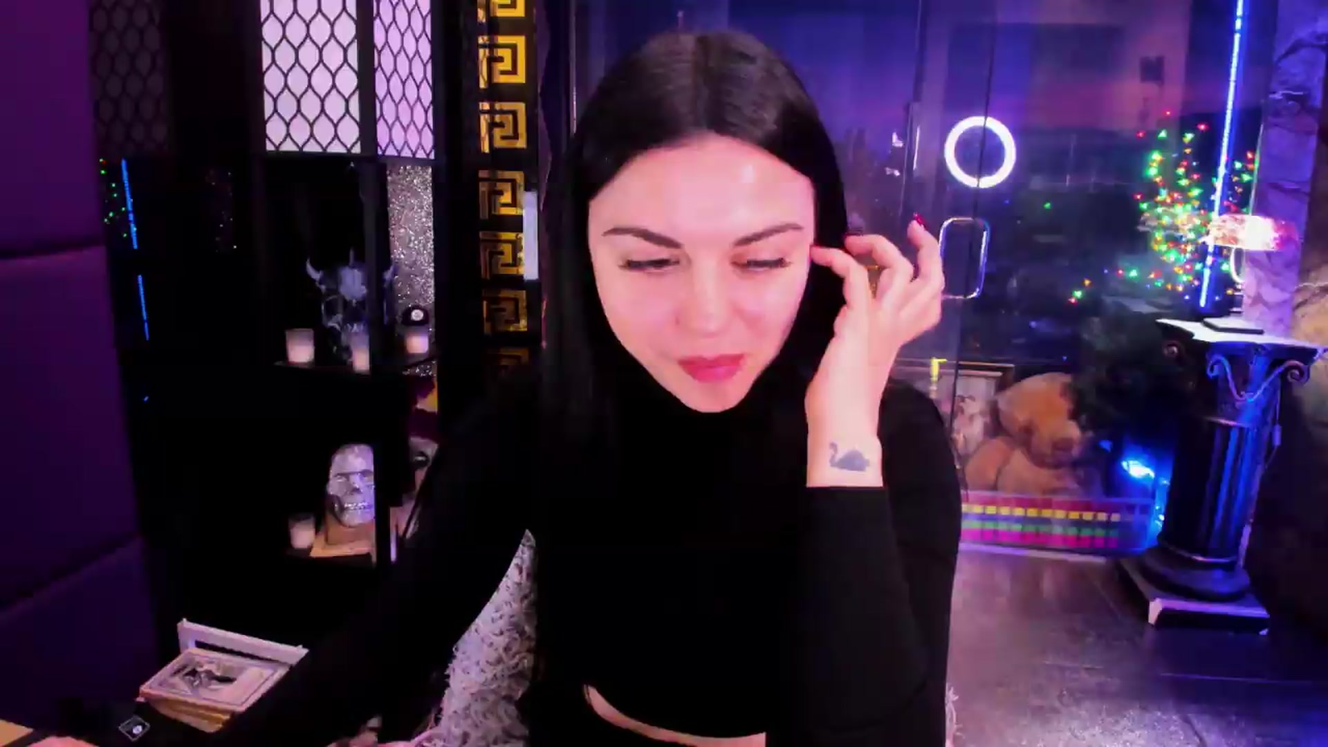 Gallery image thumbnail from sunn_o's myfreecams stream on, 05/14/2026, 10:18 image 8 of 20