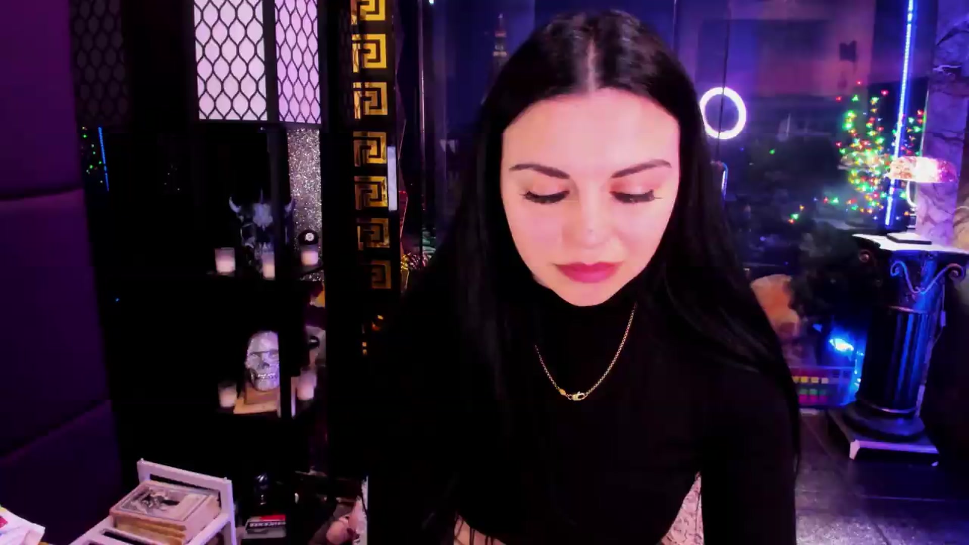 Gallery image thumbnail from sunn_o's myfreecams stream on, 05/19/2026, 10:15 image 4 of 20