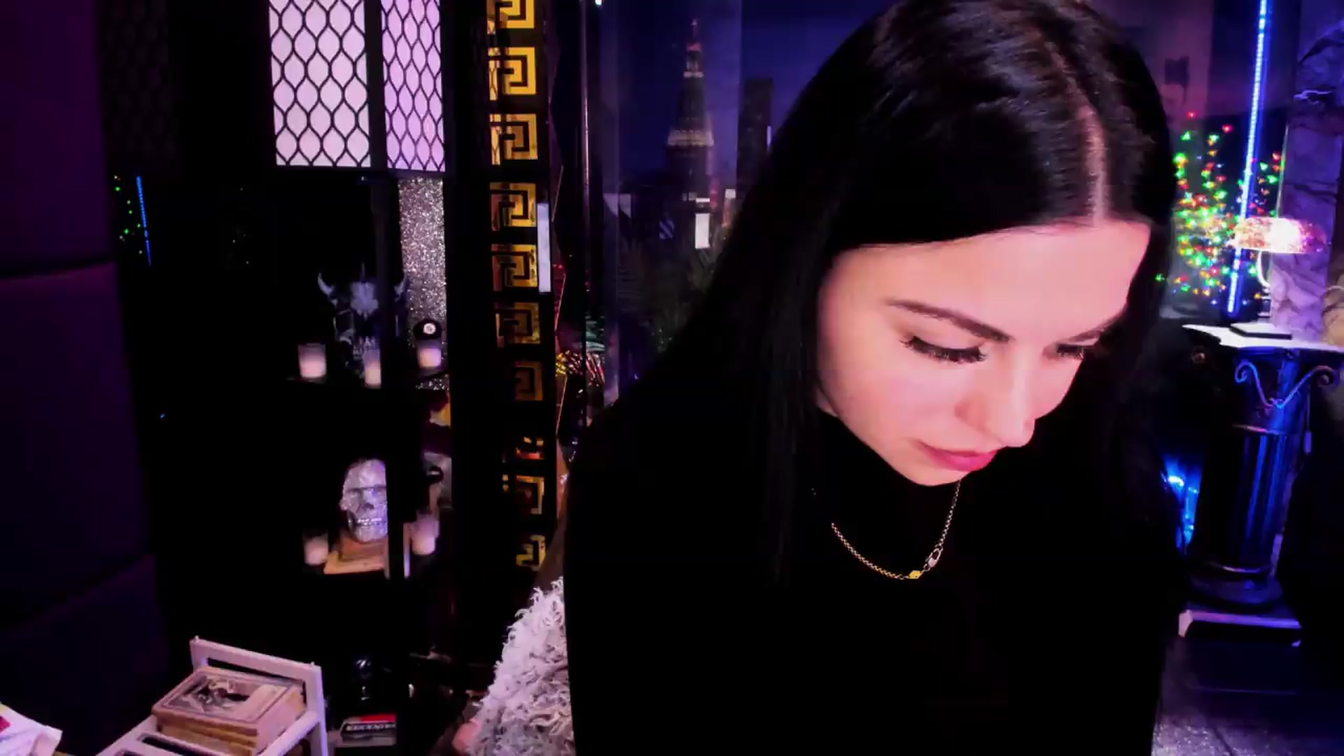 Gallery image thumbnail from sunn_o's myfreecams stream on, 05/19/2026, 10:15 image 16 of 20