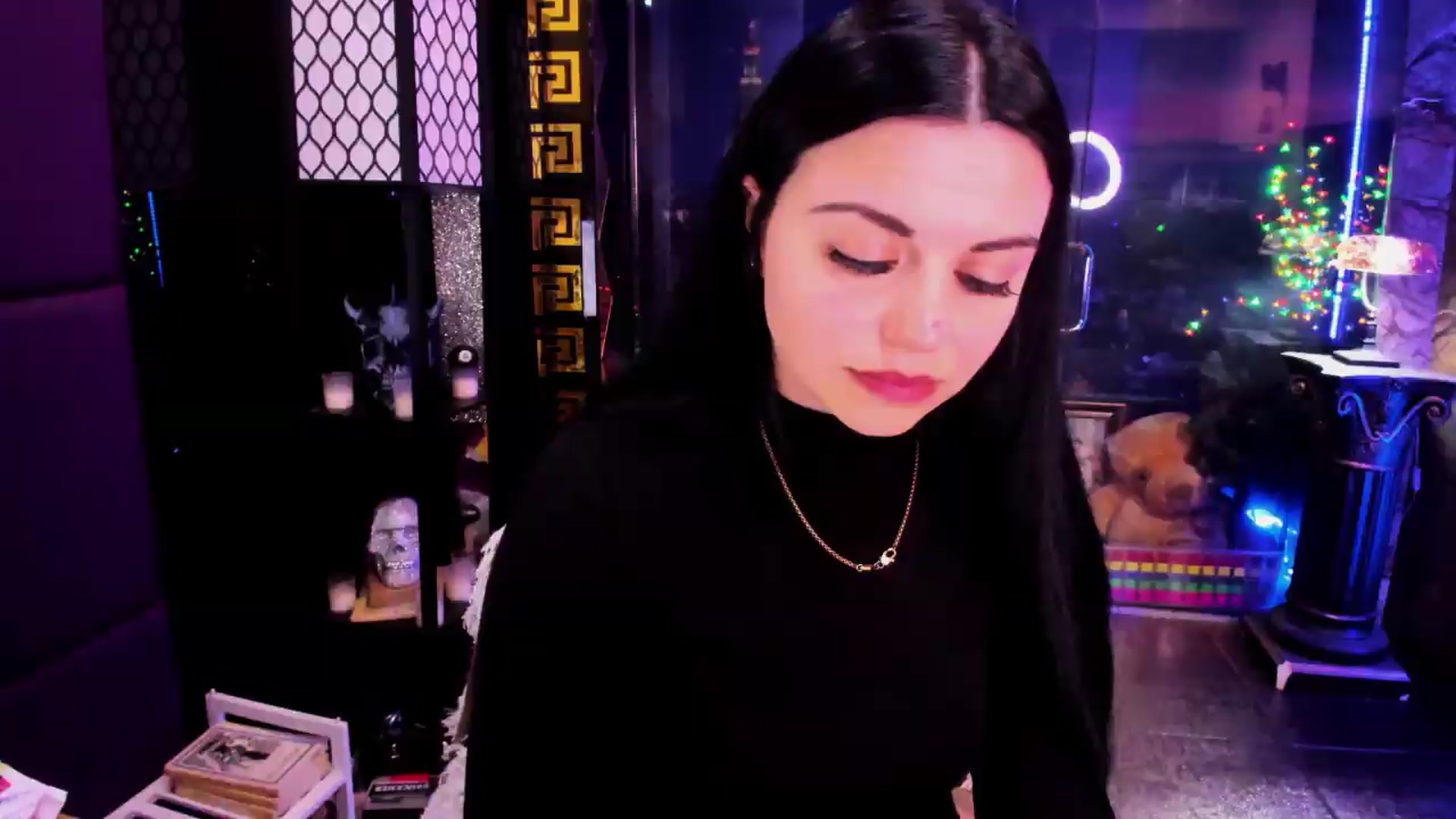 Gallery image thumbnail from sunn_o's myfreecams stream on, 05/19/2026, 10:15 image 14 of 20