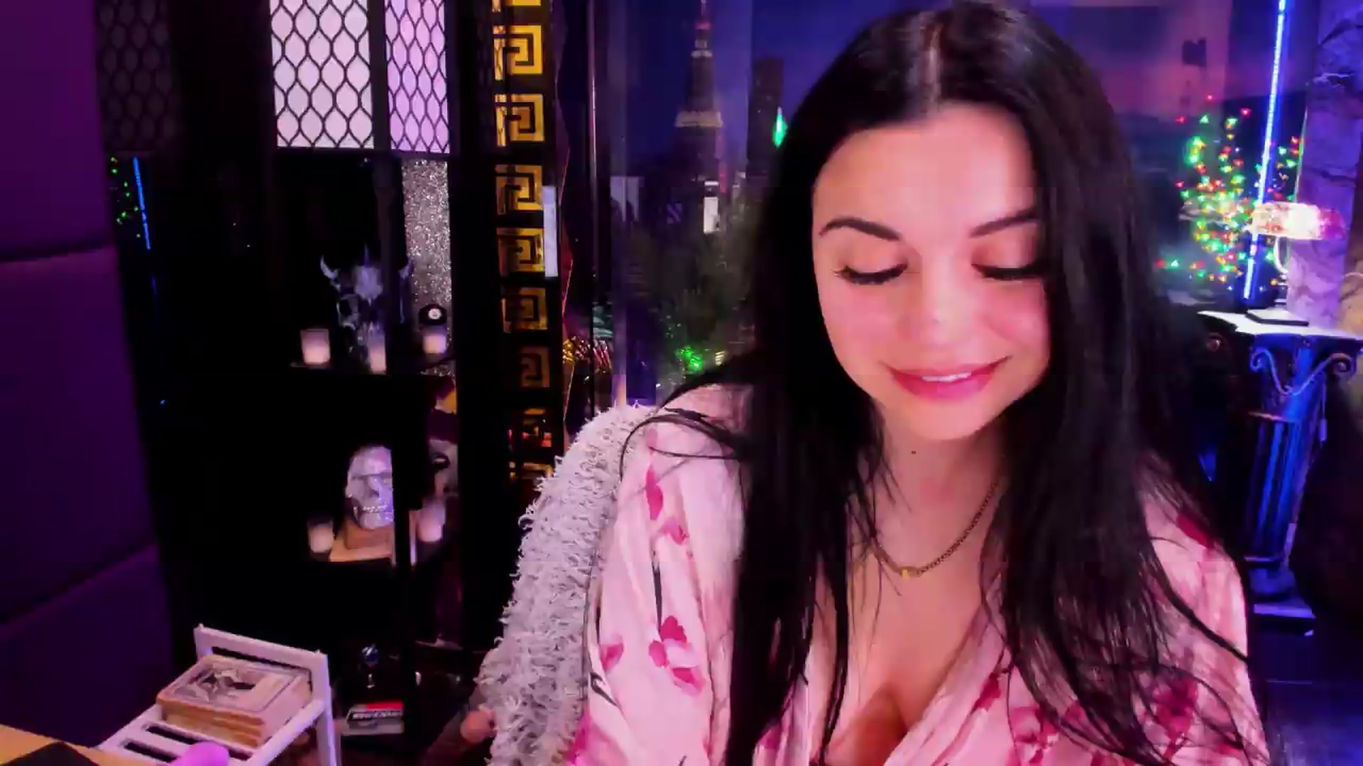 Gallery image thumbnail from sunn_o's myfreecams stream on, 05/22/2026, 10:55 image 6 of 20