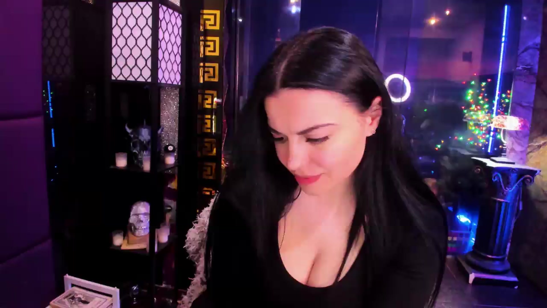 Gallery image thumbnail from sunn_o's myfreecams stream on, 05/29/2026, 08:43 image 18 of 20