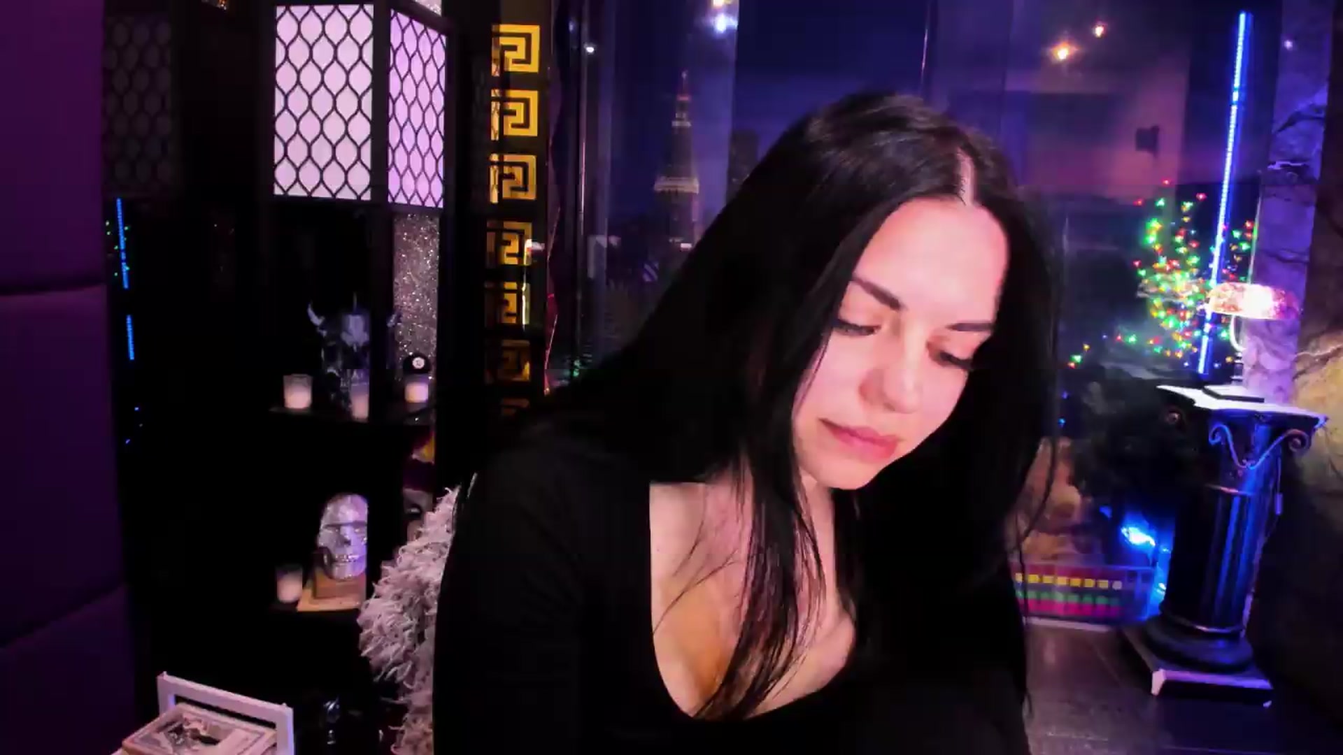 Gallery image thumbnail from sunn_o's myfreecams stream on, 05/29/2026, 08:43 image 17 of 20