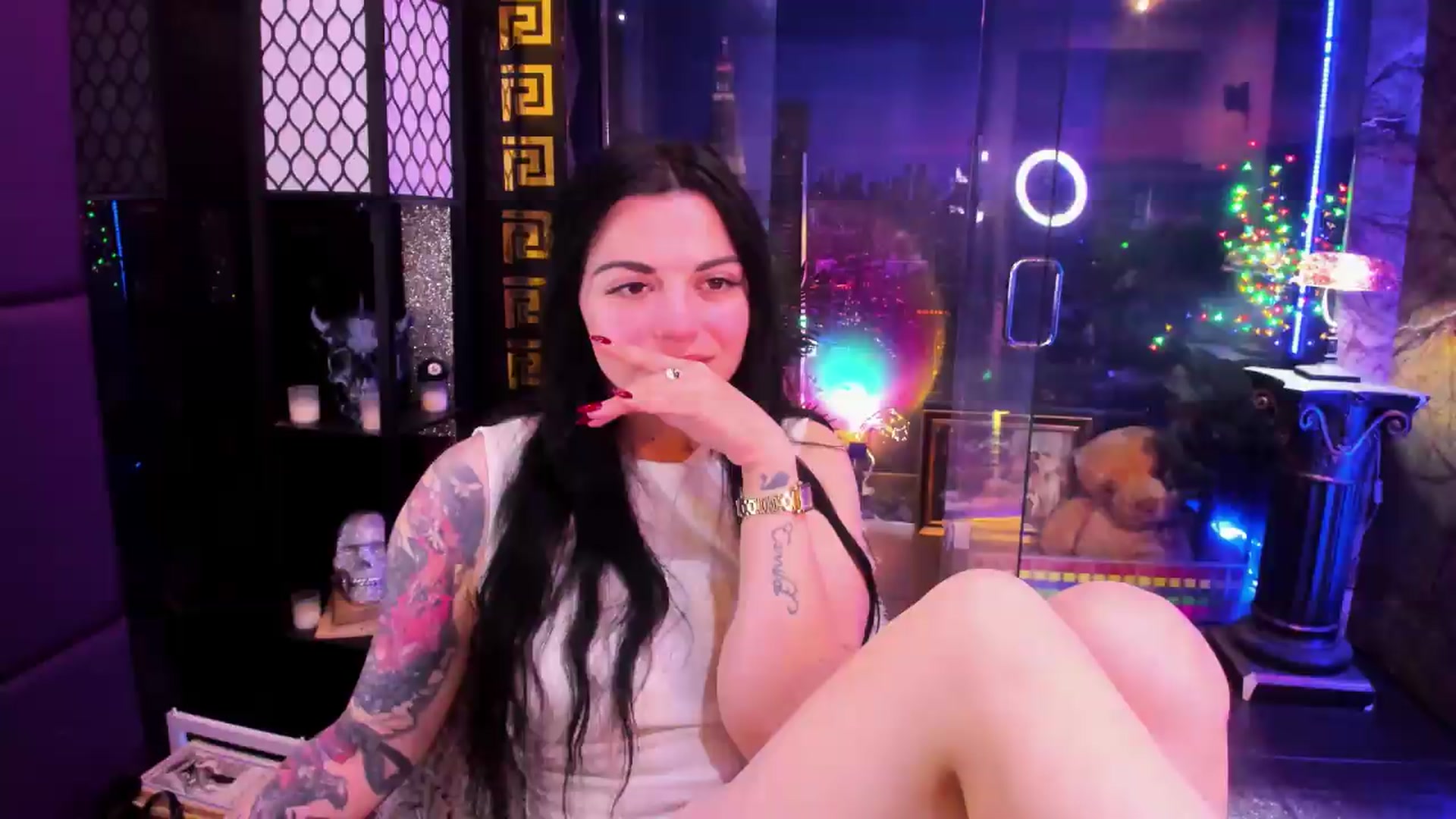 Gallery image thumbnail from sunn_o's myfreecams stream on, 05/30/2026, 11:54 image 9 of 20