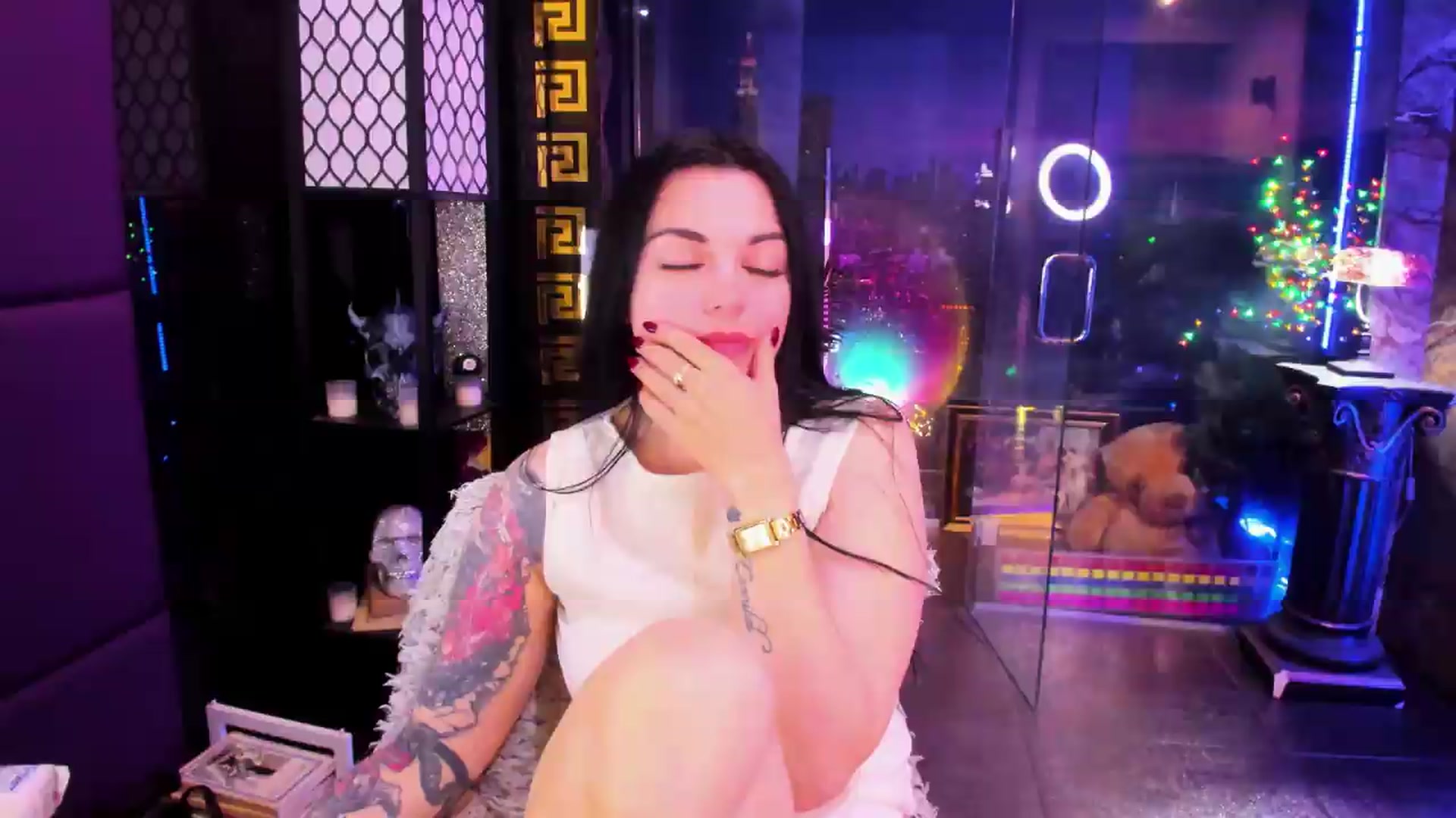 Gallery image thumbnail from sunn_o's myfreecams stream on, 05/30/2026, 14:50 image 19 of 20