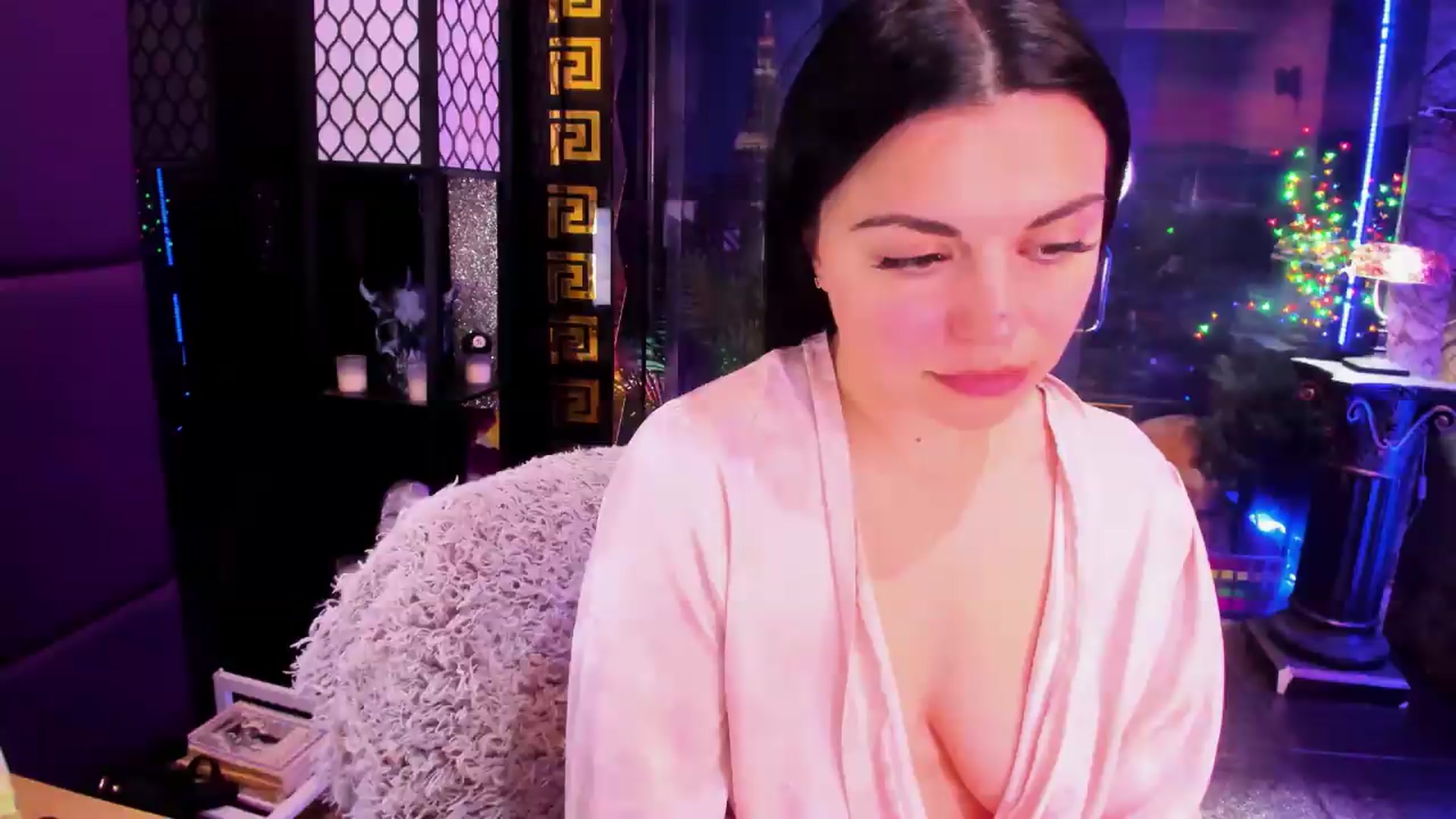 Gallery image thumbnail from sunn_o's myfreecams stream on, 05/31/2026, 11:52 image 18 of 20