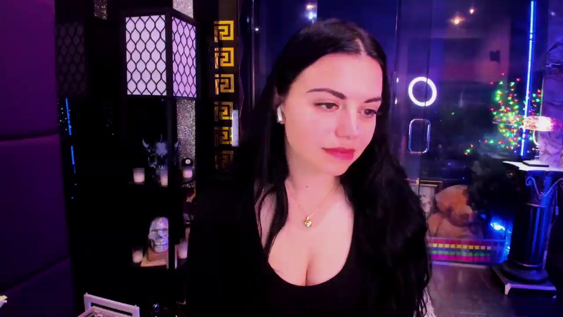 Gallery image thumbnail from sunn_o's myfreecams stream on, 06/02/2026, 12:11 image 16 of 20