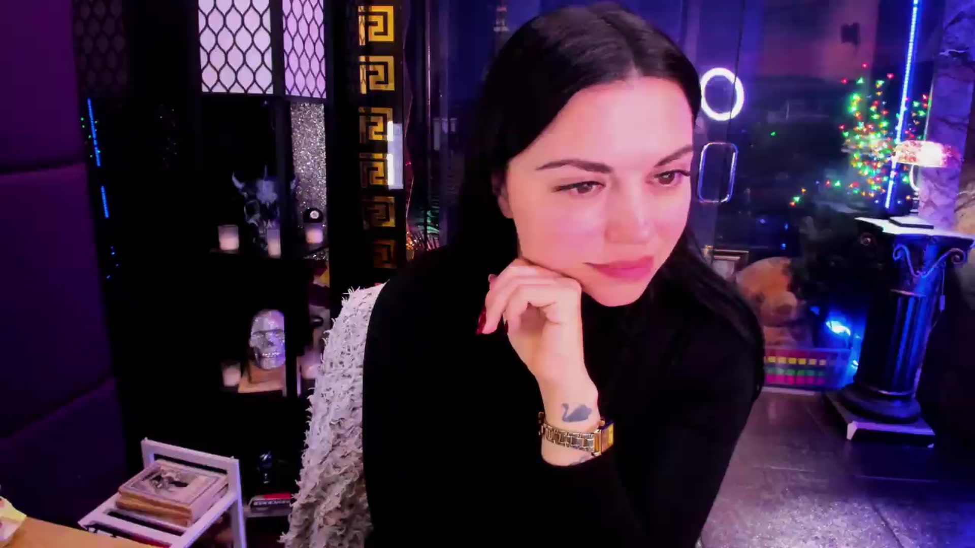 Gallery image thumbnail from sunn_o's myfreecams stream on, 06/05/2026, 12:13 image 19 of 20