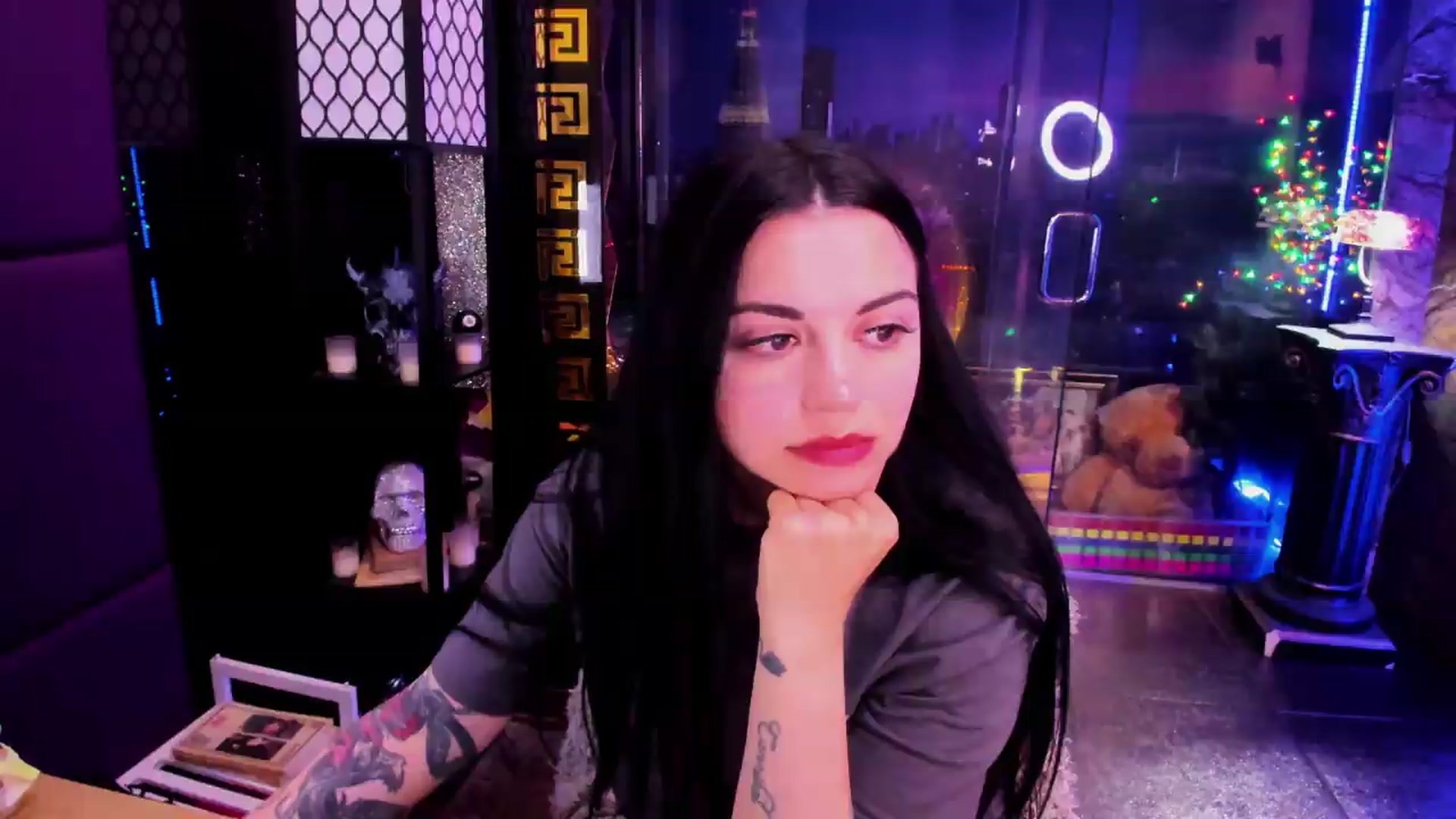 Gallery image thumbnail from sunn_o's myfreecams stream on, 06/06/2026, 12:11 image 12 of 20