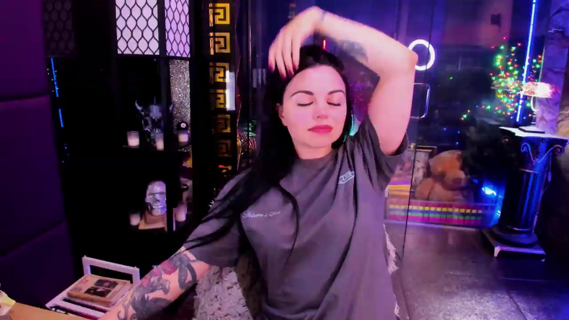 Gallery image thumbnail from sunn_o's myfreecams stream on, 06/06/2026, 13:27 image 18 of 20