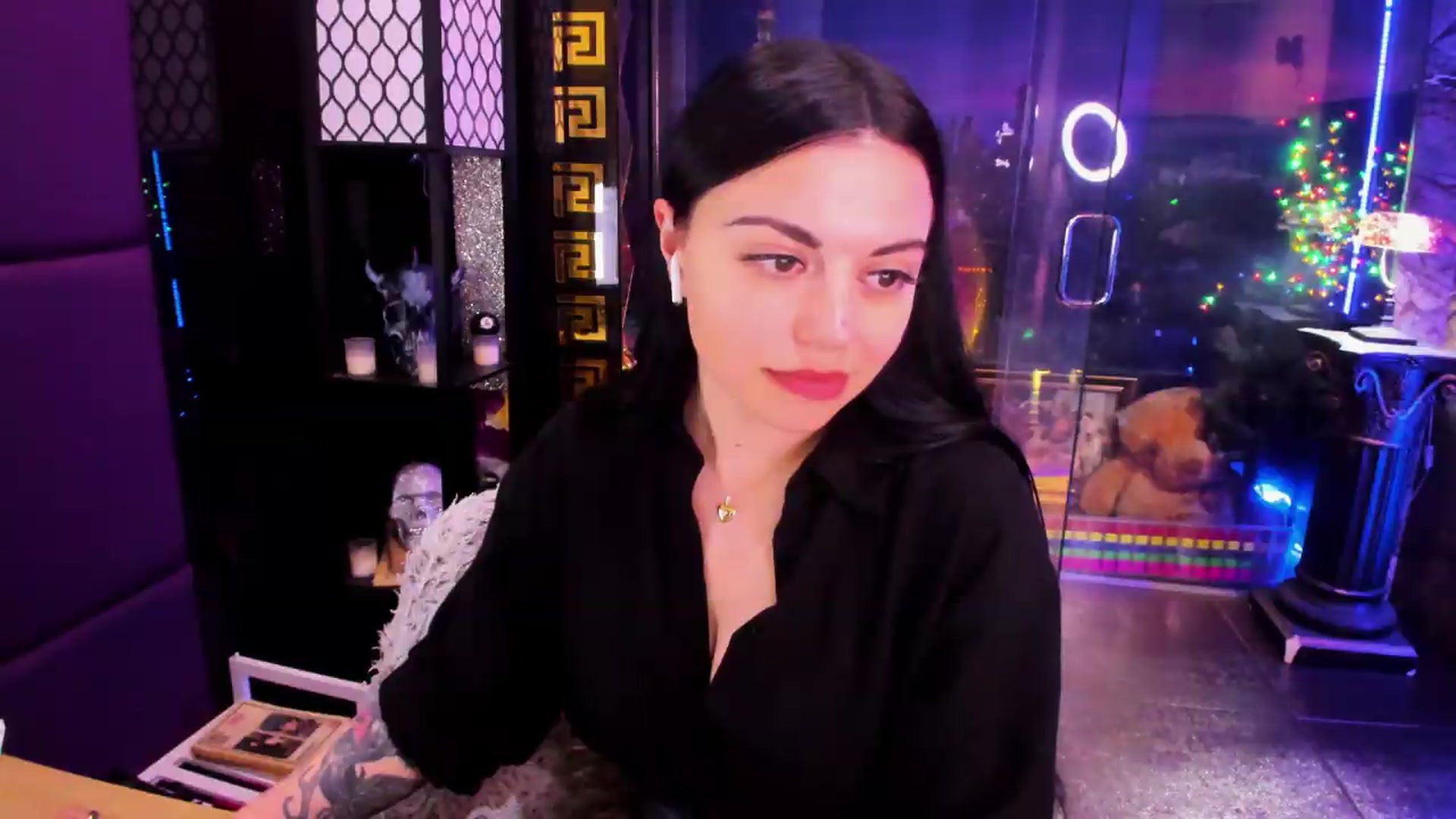 Gallery image thumbnail from sunn_o's myfreecams stream on, 06/09/2026, 11:29 image 6 of 20