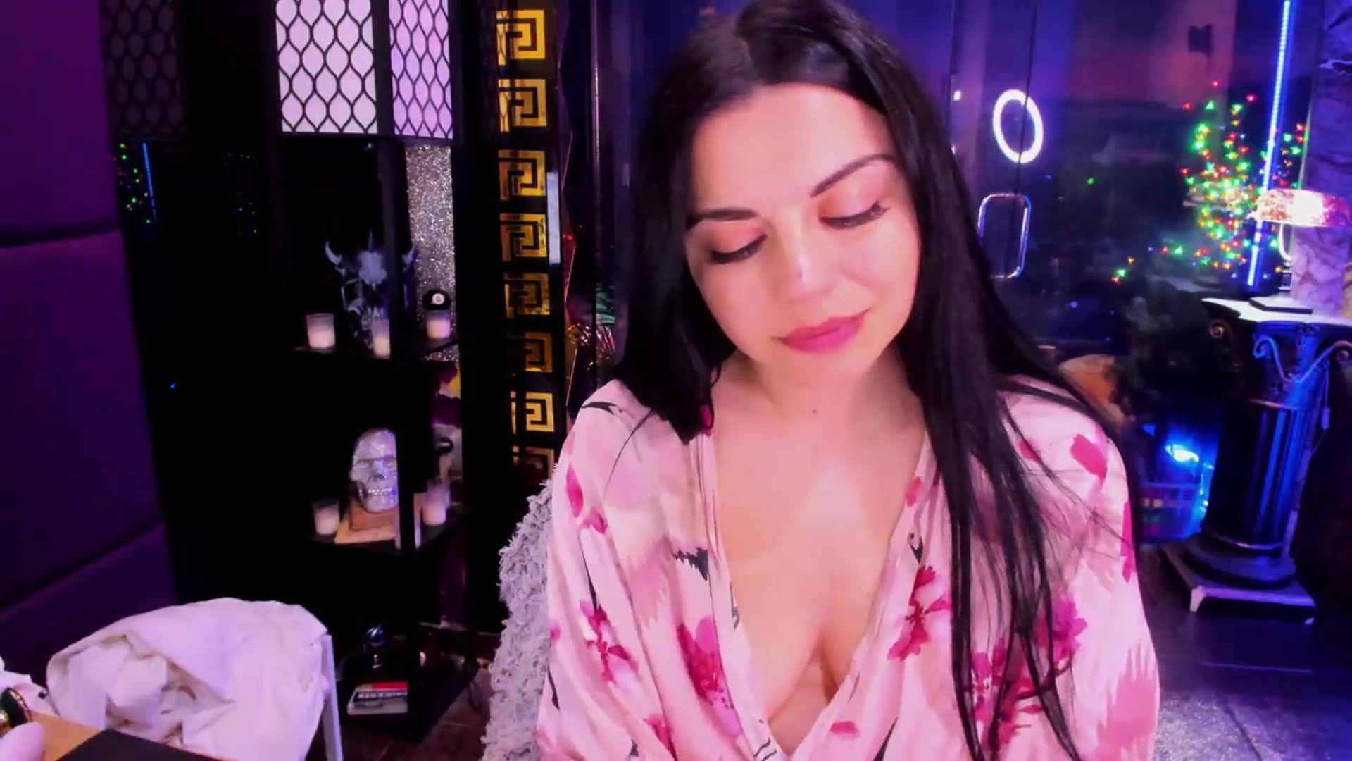 Gallery image thumbnail from sunn_o's myfreecams stream on, 06/20/2026, 13:55 image 2 of 20