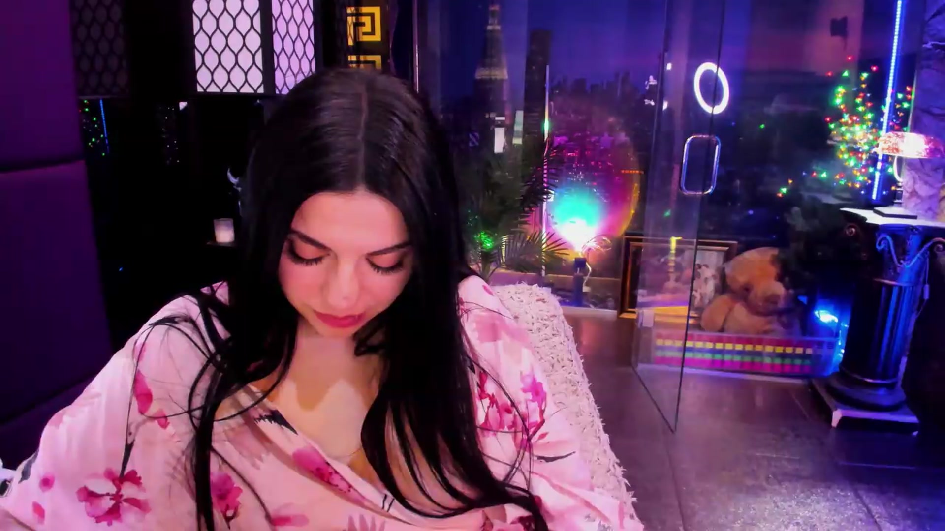Gallery image thumbnail from sunn_o's myfreecams stream on, 06/20/2026, 13:55 image 6 of 20