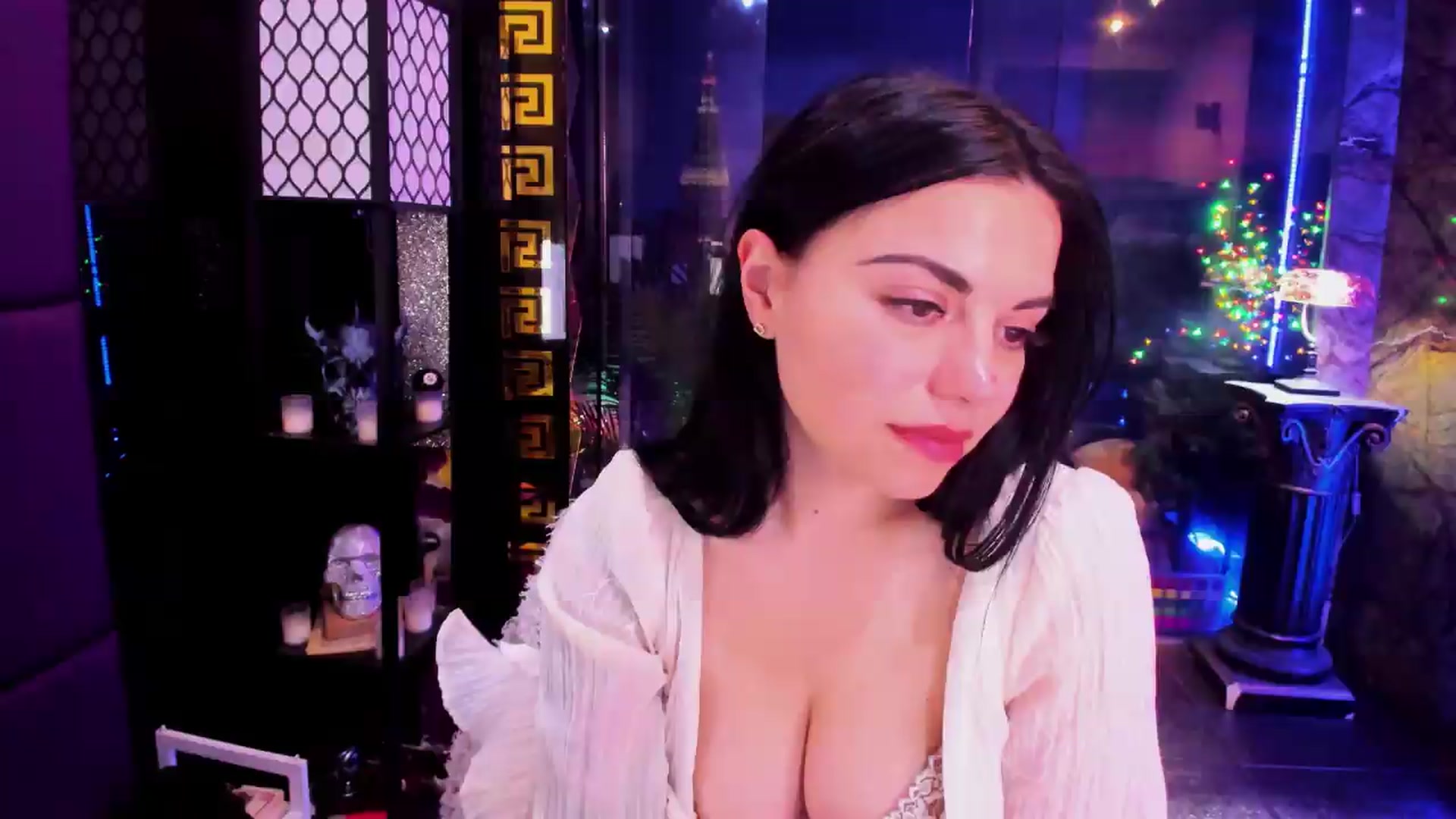 Gallery image thumbnail from sunn_o's myfreecams stream on, 06/21/2026, 13:32 image 17 of 20