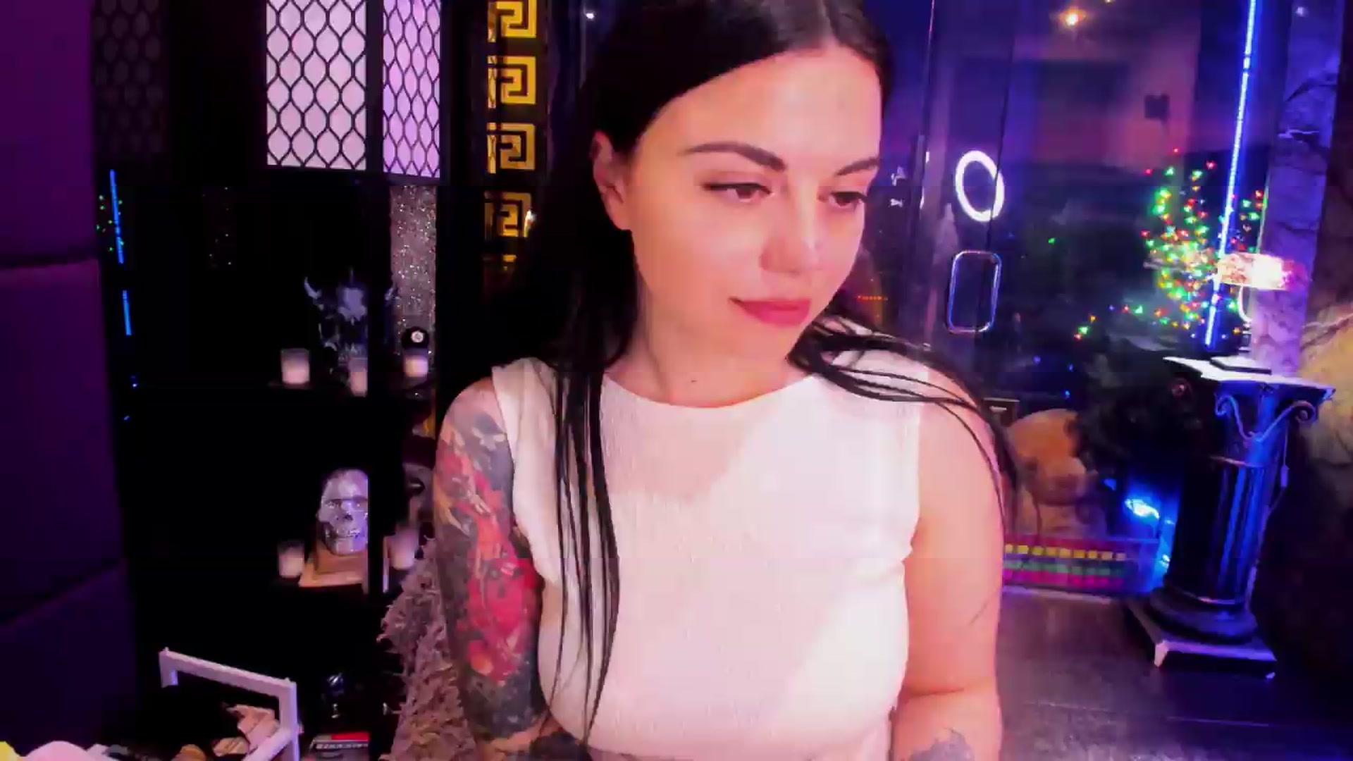 Gallery image thumbnail from sunn_o's myfreecams stream on, 06/24/2026, 11:54 image 12 of 20