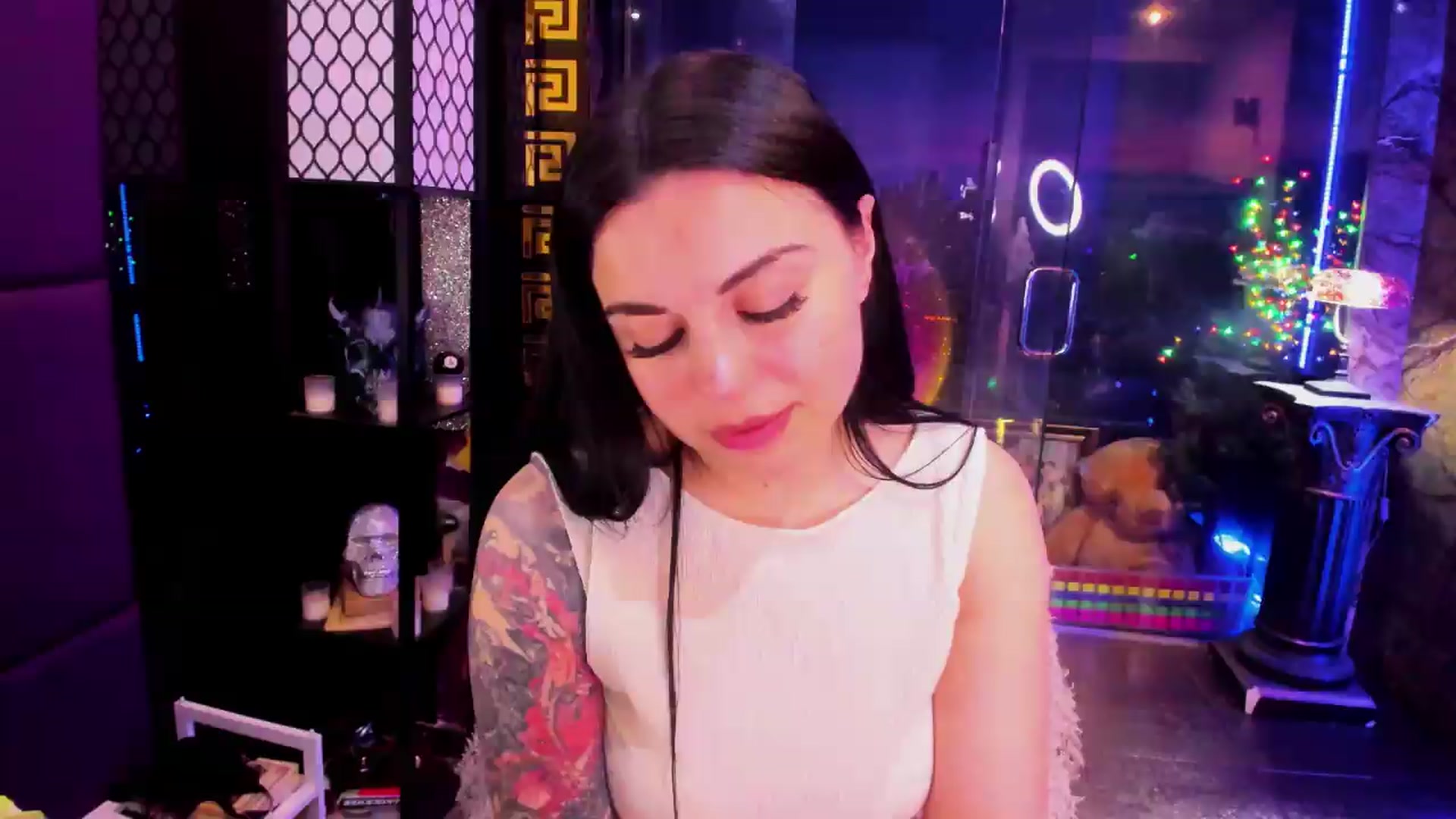 Gallery image thumbnail from sunn_o's myfreecams stream on, 06/24/2026, 11:54 image 17 of 20