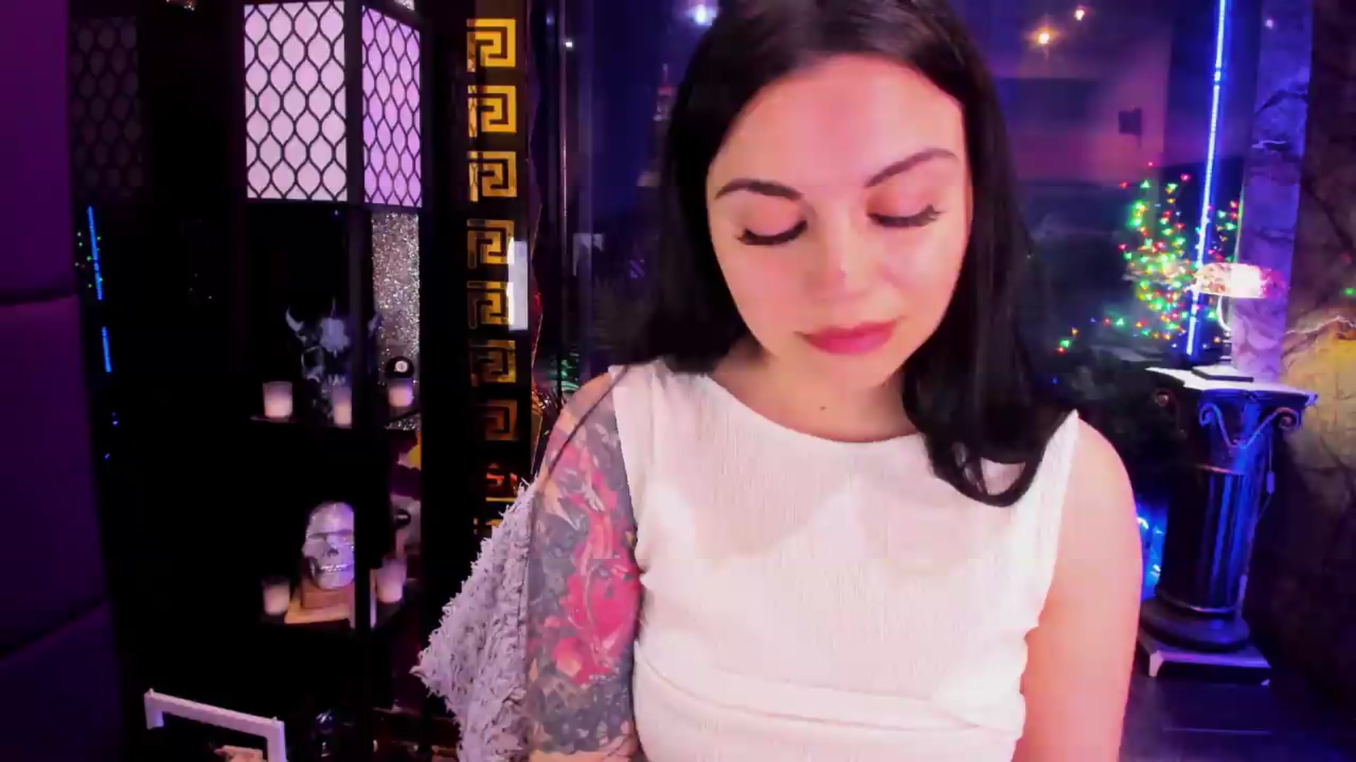 Gallery image thumbnail from sunn_o's myfreecams stream on, 06/24/2026, 11:54 image 3 of 20