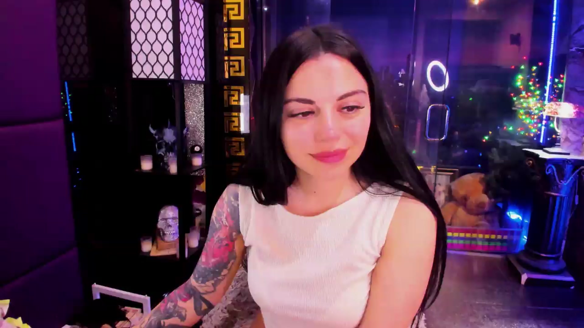 Gallery image thumbnail from sunn_o's myfreecams stream on, 06/24/2026, 12:03 image 9 of 20