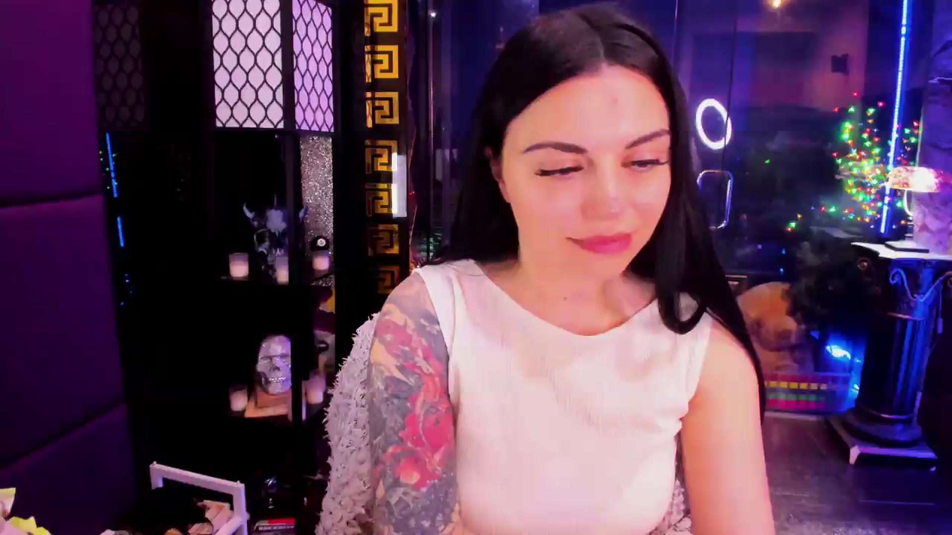 Gallery image thumbnail from sunn_o's myfreecams stream on, 06/24/2026, 12:03 image 17 of 20