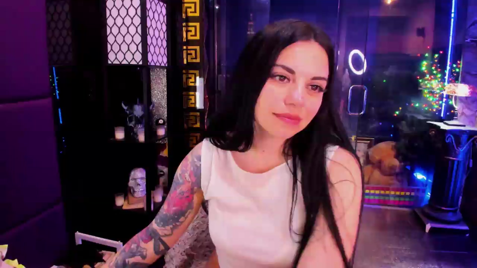 Gallery image thumbnail from sunn_o's myfreecams stream on, 06/24/2026, 12:03 image 7 of 20