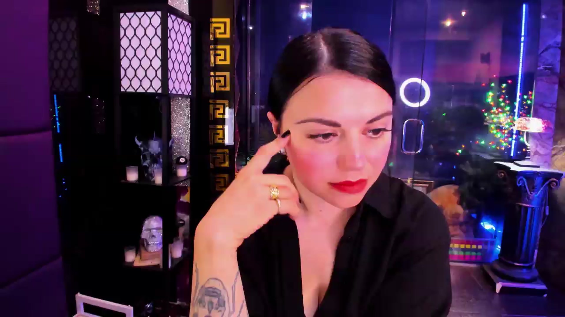 Gallery image thumbnail from sunn_o's myfreecams stream on, 07/15/2026, 11:56 image 9 of 20