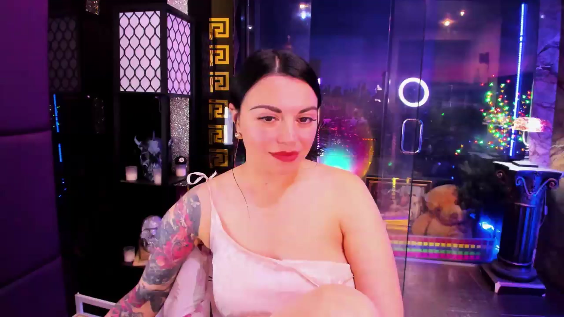 Gallery image thumbnail from sunn_o's myfreecams stream on, 07/16/2026, 09:05 image 18 of 20