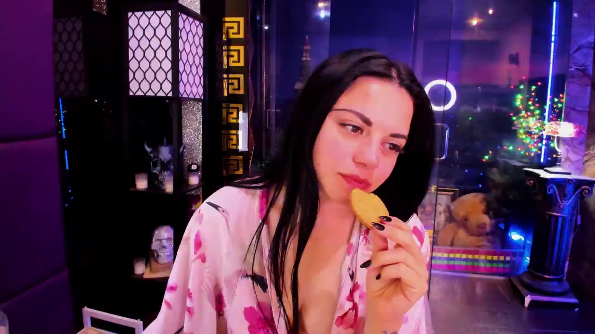 Gallery image thumbnail from sunn_o's myfreecams stream on, 07/24/2026, 10:33 image 4 of 20