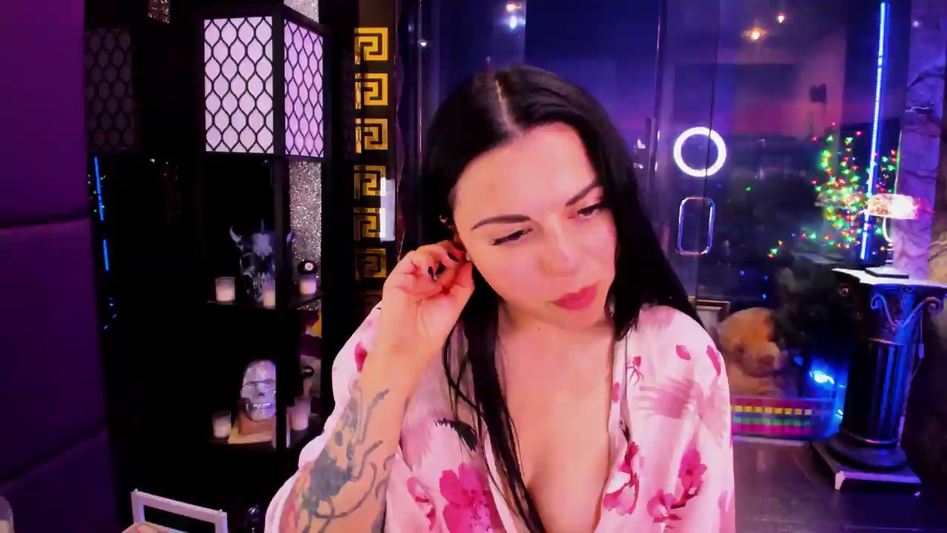 Gallery image thumbnail from sunn_o's myfreecams stream on, 07/24/2026, 10:33 image 5 of 20