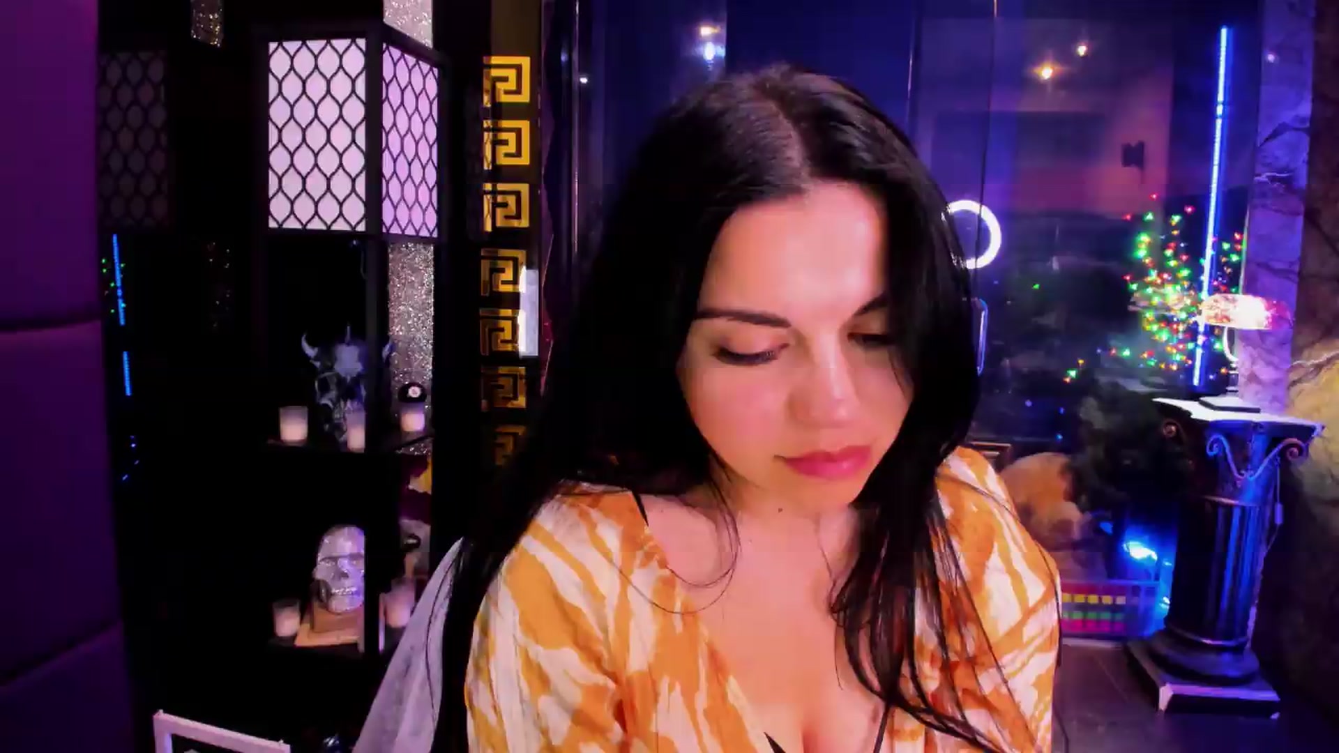 Gallery image thumbnail from sunn_o's myfreecams stream on, 08/03/2026, 11:36 image 15 of 20