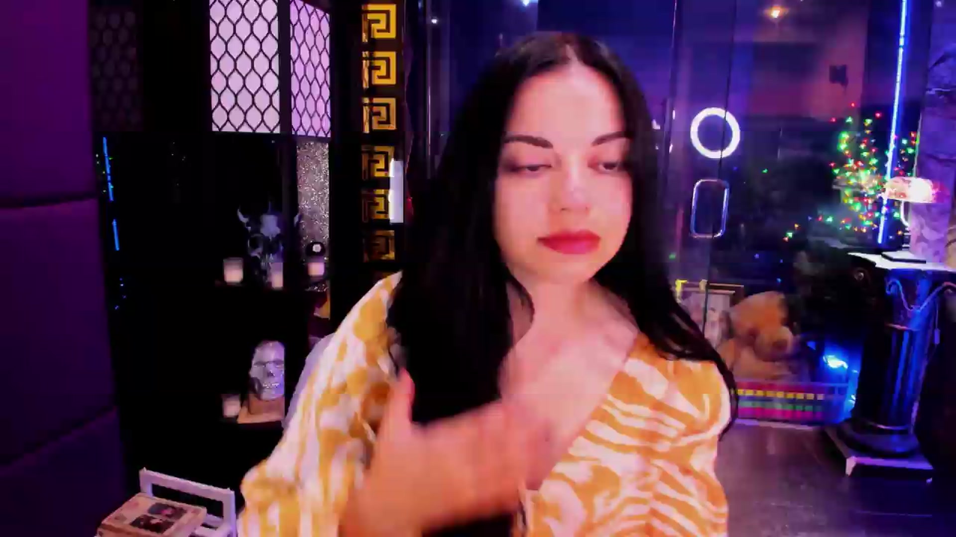 Gallery image thumbnail from sunn_o's myfreecams stream on, 08/07/2026, 07:31 image 10 of 20