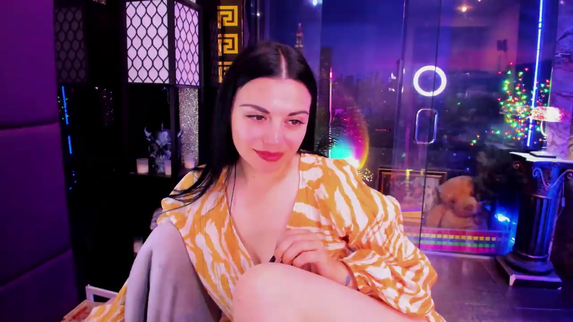 Gallery image thumbnail from sunn_o's myfreecams stream on, 08/12/2026, 10:10 image 8 of 20