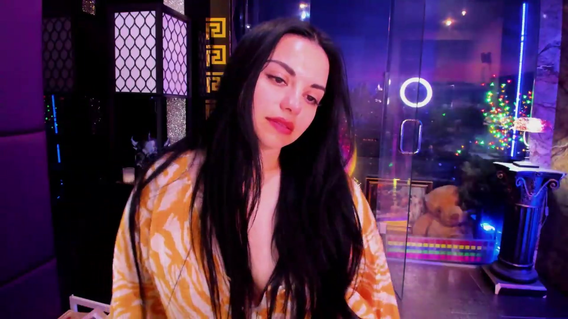Gallery image thumbnail from sunn_o's myfreecams stream on, 08/12/2026, 10:10 image 18 of 20
