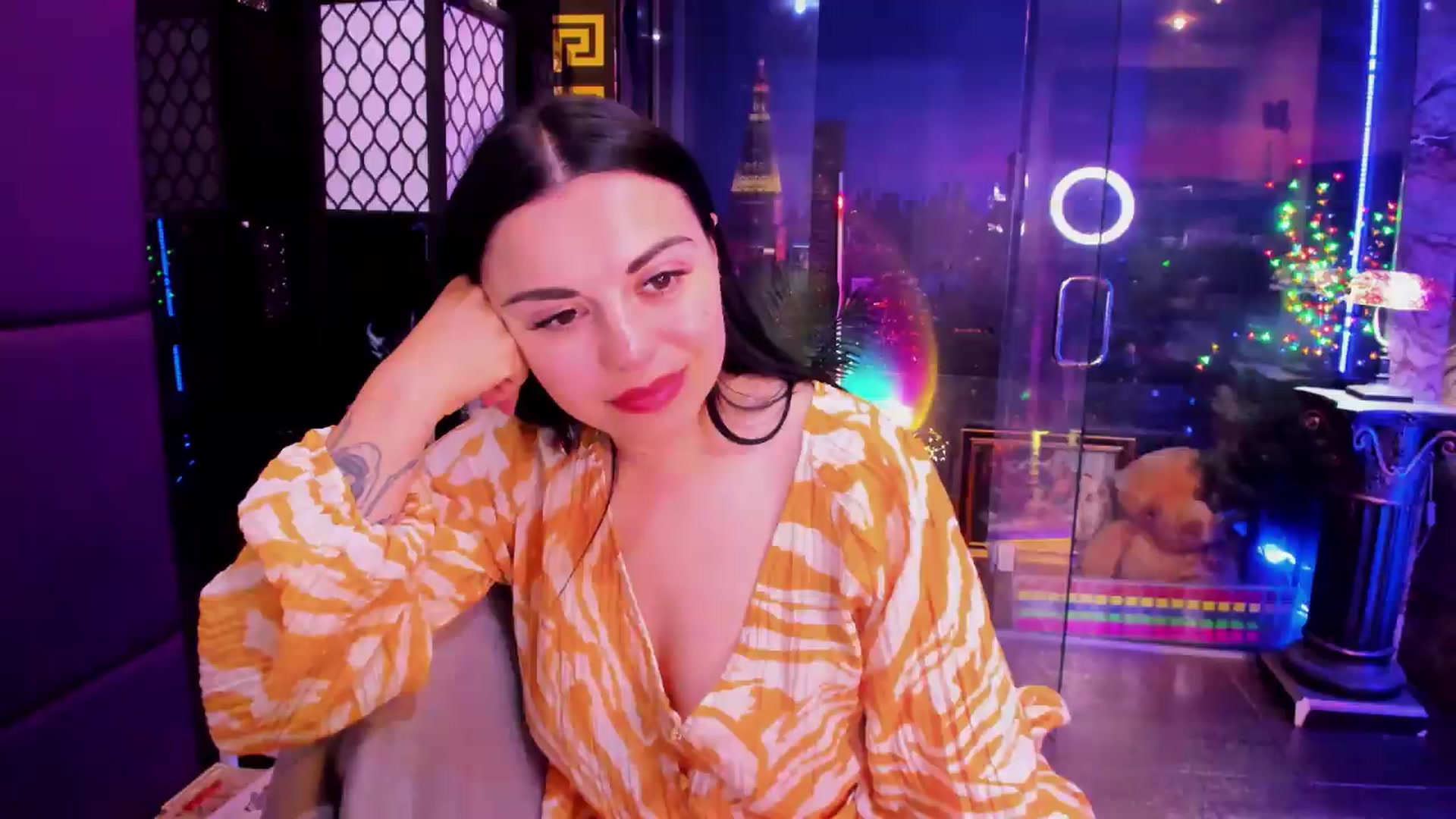 Gallery image thumbnail from sunn_o's myfreecams stream on, 08/12/2026, 10:10 image 4 of 20