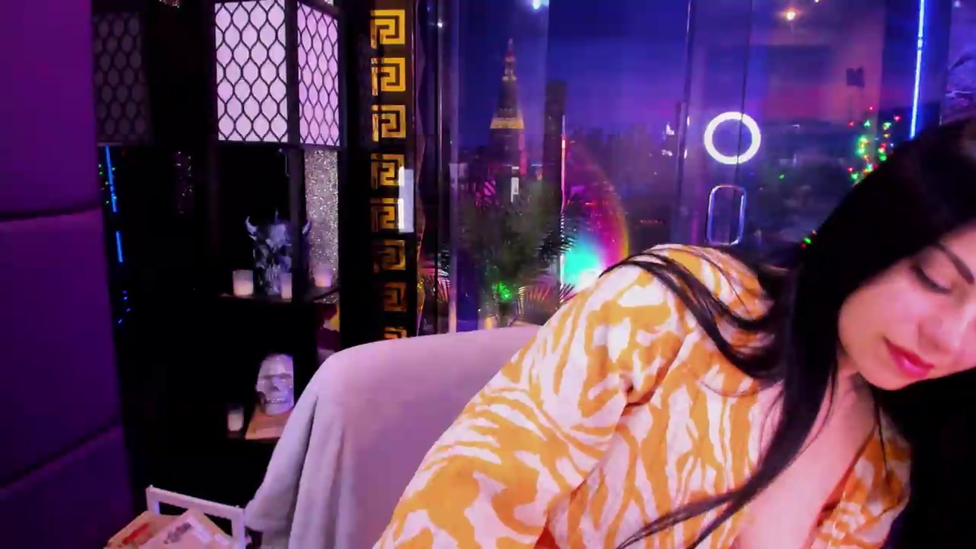 Gallery image thumbnail from sunn_o's myfreecams stream on, 08/12/2026, 10:10 image 12 of 20