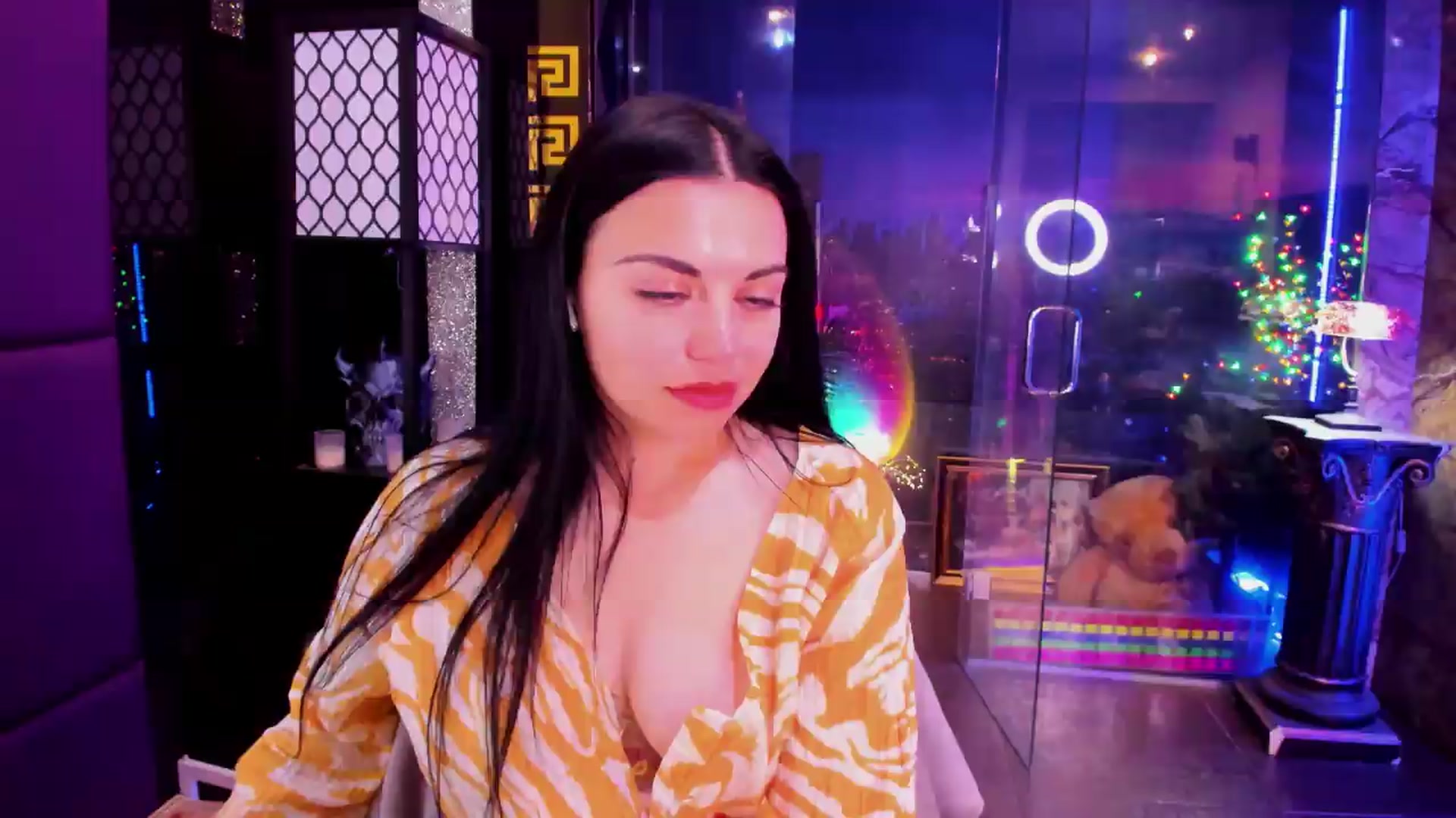 Gallery image thumbnail from sunn_o's myfreecams stream on, 08/12/2026, 10:41 image 3 of 20